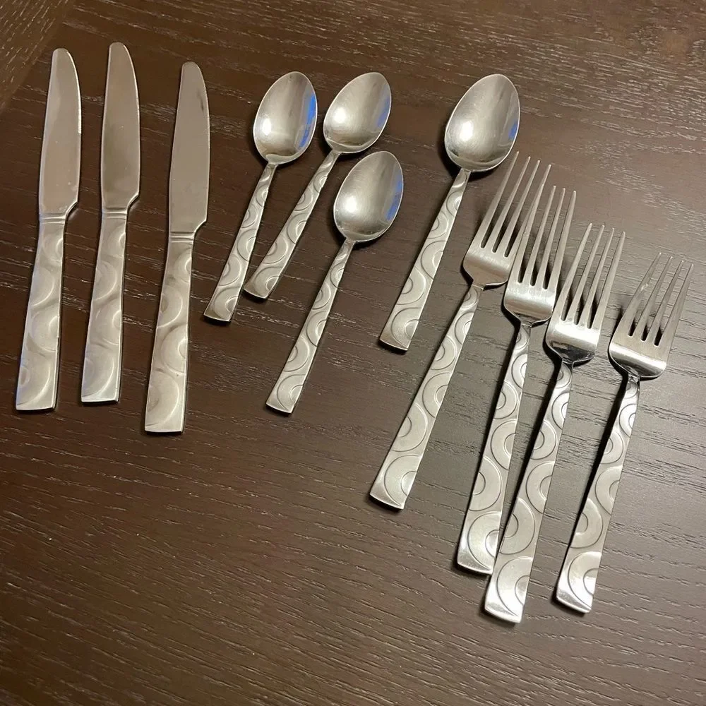 Pfaltzgraff 18/10 Garland Frost Extra Flatware Pieces